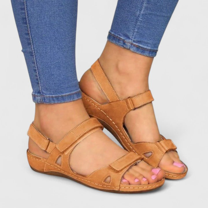 Avrie - Comfort Flat Sandals