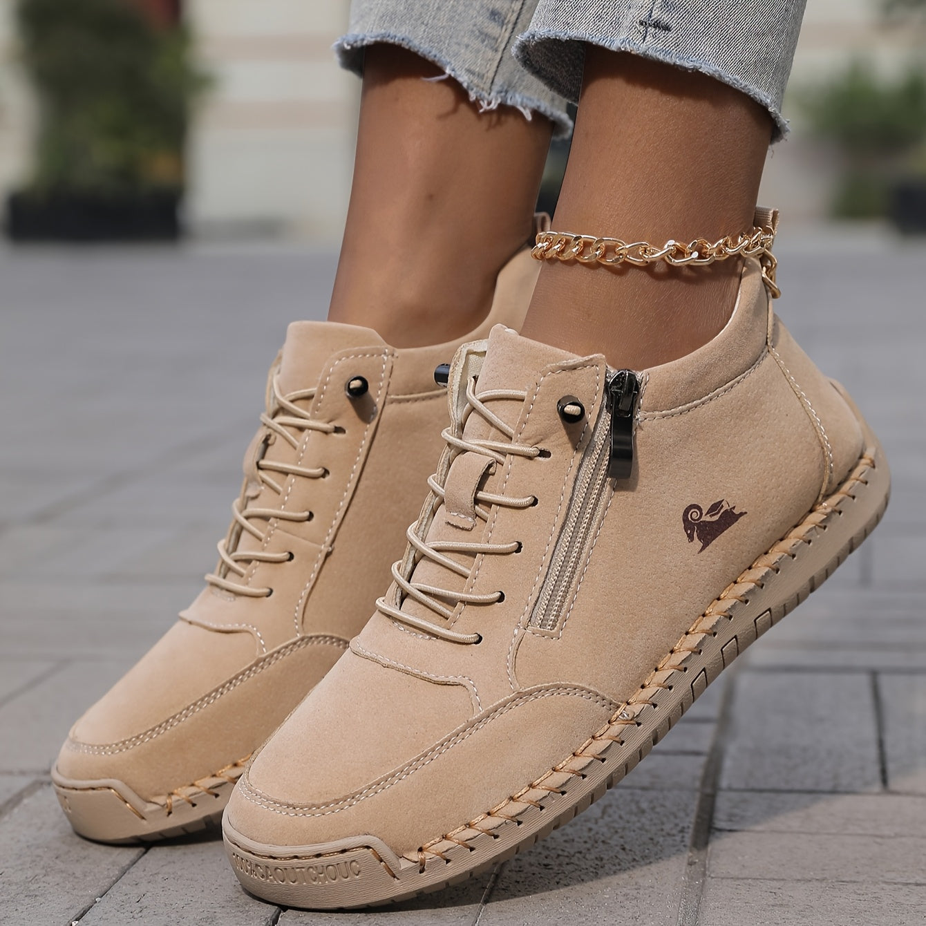 Beatrice supportive zip-up sneakers