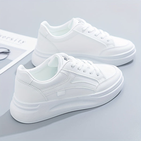 Chic White Sneakers Lightweight Comfort