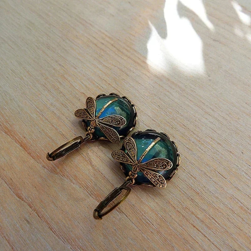 Sferische Dragonfly Earrings in Antique Gold