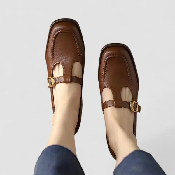 Kyrahnae | Mary Jane Shoes with Orthopaedic T-Strap