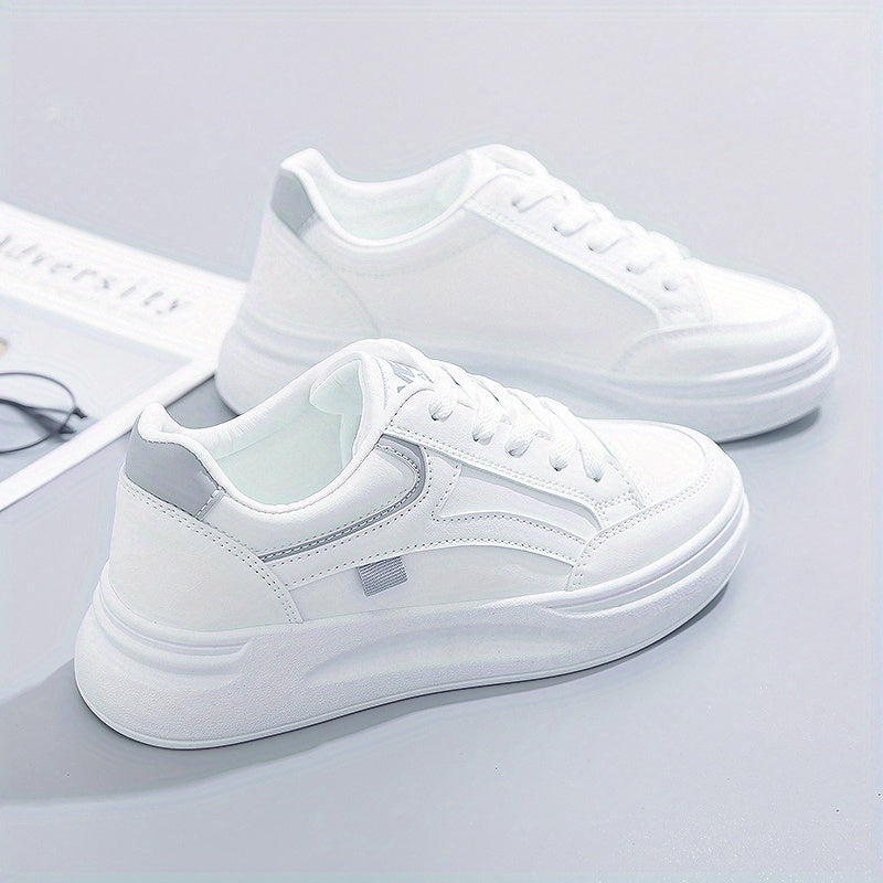 Chic White Sneakers Lightweight Comfort